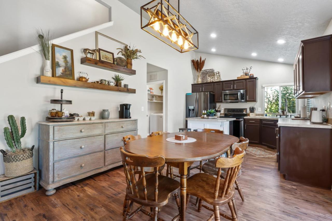 Southwestern Style 4 Bedroom Nampa Home Sleeps 16! Exterior foto